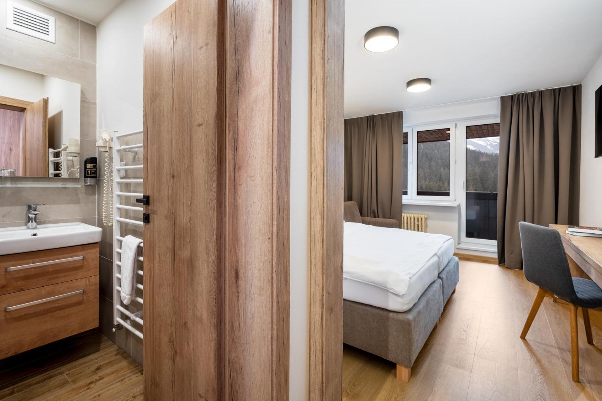 דמנובסקה דולינה Wellness Hotel Repiska מראה חיצוני תמונה